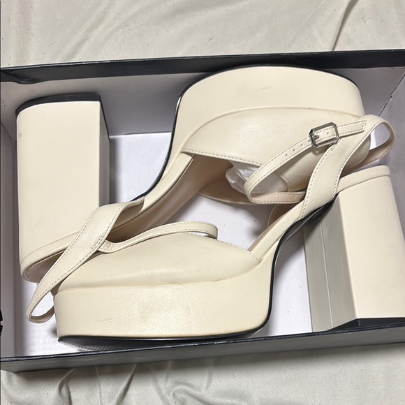 Platform Heels - Picture 3 of 3